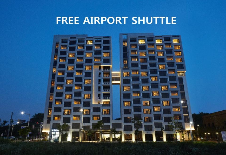 5. 로얄 엠포리움 ..