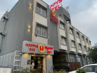 Happys Hotel Hotels near Masjid Abu Ubaida