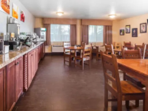 Quality Inn Alpine Hotels in Alpine