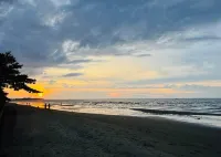 The Beachhouse and Bar Hotels in Roxas City