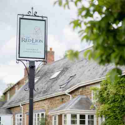 The Red Lion at Hellidon Hotel Exterior