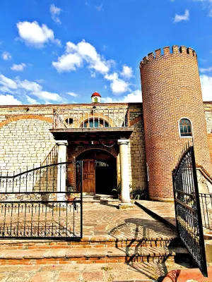 Hotel Hacienda Los Dolores - Hostel Hotels near Las Orquídeas Salón Y Jardín De Eventos