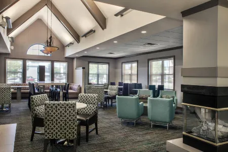 Residence Inn Pittsburgh Cranberry Township Отели в г. Зелиенопл