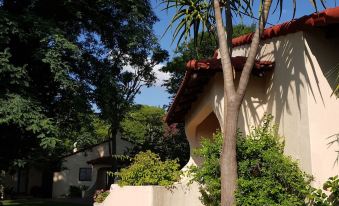 Villa Botanica Executive Guest House