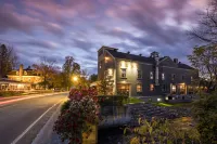 Auberge Sutton Brouerie Hotels in Cowansville
