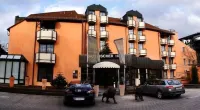 Hotel Bayerischer Hof Hotel dekat Walderlebniszentrum Tennenlohe