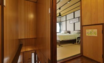 Konpeito House - Housity