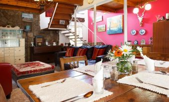 The Farmers Cottage - Housity