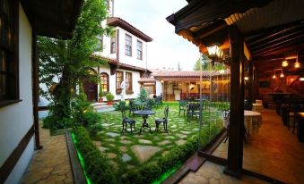 Akif BEY Konagi - Housity