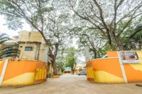RedDoorz Premium @ Gabinete Road Palawan Hotels in Palawan