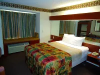 Americas Best Value Inn & Suites Brunswick - 2 stjerner