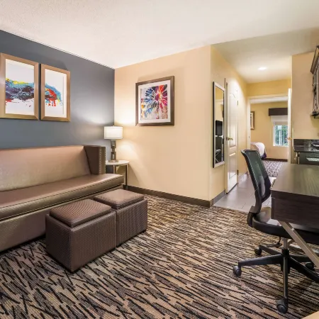 Best Western Bradbury Inn Suites