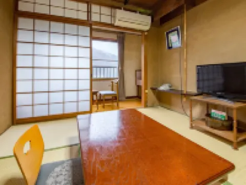 Konishi Ryokan Hotel a Miyoshi