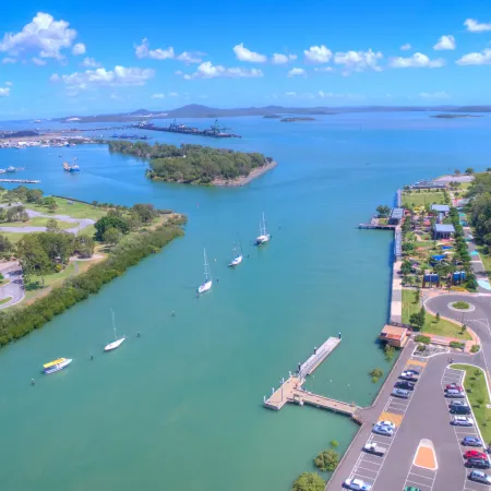 The Queens Gladstone