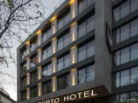 Turim Oporto Hotel โรงแรมใกล้ตลาดโบลเฮา