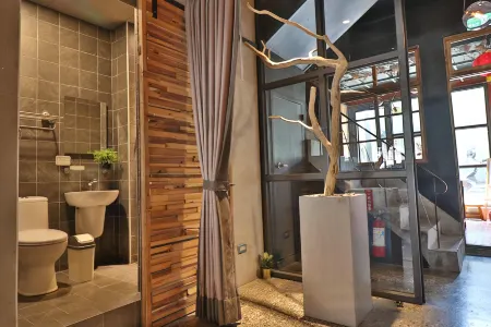 Lukang Yian B&B Отели в г. Чжанхуа