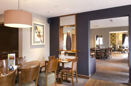 High Wycombe Central Отели рядом с достопримечательностью «Библиотека Хай-Уиком»