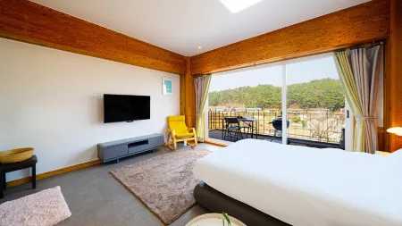 Gyeongju Maniju Pension