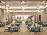Hilton North Scottsdale at Cavasson Hotels near Desert View