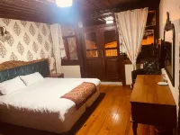 Tarihi Kucukaga Konagi Hotels in Aksehir