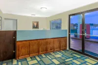 Days Inn by Wyndham Hannibal Hotels in Mason Township