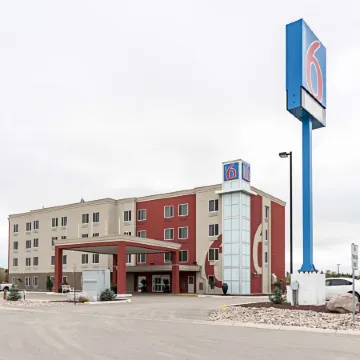 Motel 6 Moosomin, SK