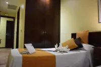Hotel Complutense - 2-Star