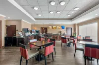 Comfort Inn & Suites Fort Worth - Fossil Creek Hotels in Fort Worth