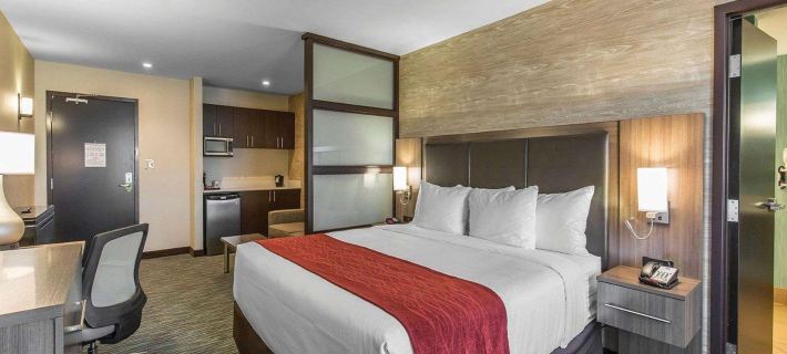 Comfort Inn & Suites Airport North Hotels in Calgary