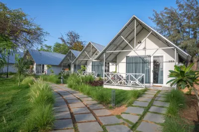 Praveg Beach Resort, Lighthouse, Daman Hotels in Daman