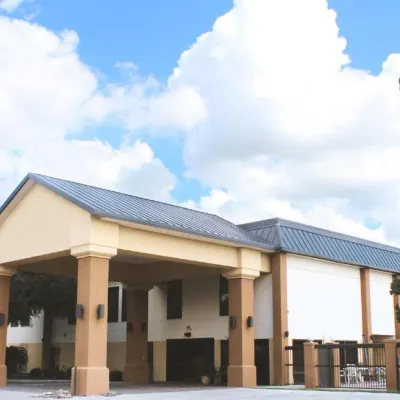 Coratel Inn & Suites by Jasper New Braunfels IH-35 Ext 189 Hotels near Landa Park
