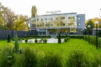 Renion Hotel Hotels near Museum of Musical Instruments