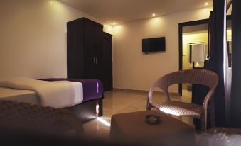 Galaxy Royal Suites Hotel