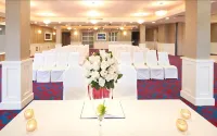 Redcastle Hotel