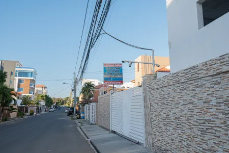 Premium Single Room in Corales del Sur, Santo Domingo Este - Ole Las Americas Отели рядом с достопримечательностью «Маяк Колумба»