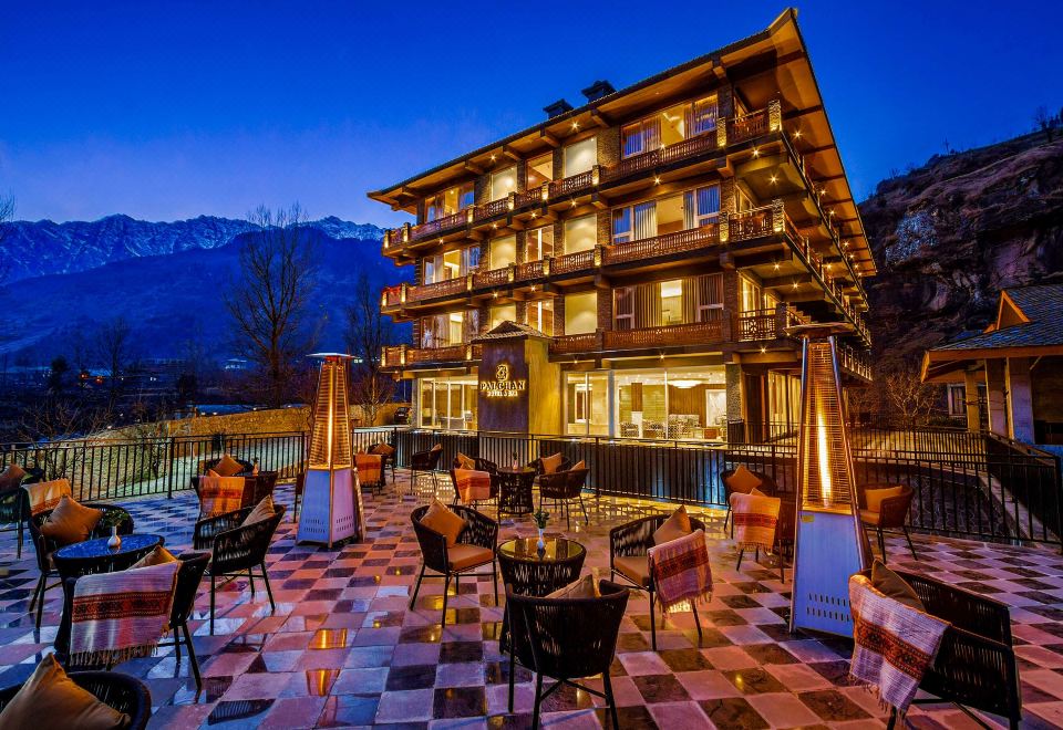 hotel overview picture