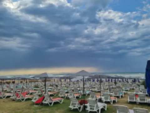 โรงแรมมาวิอาท