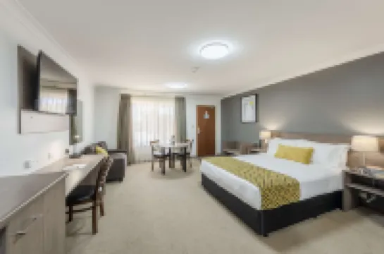 Best Western Plus Ambassador Orange