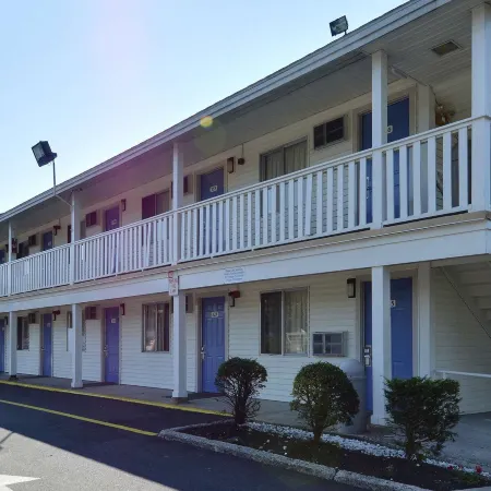 Motel 6 Nashua, NH - North