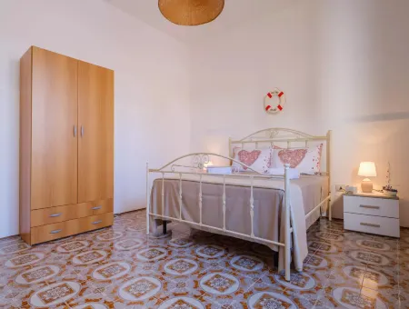 Villa with Sea Views in Torre Squillace Relax in Style Отели в г. Нардо