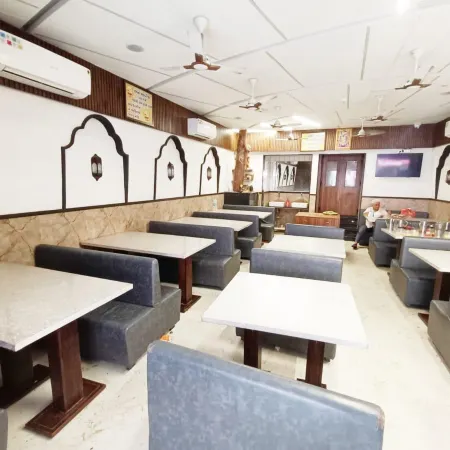 Hotel Kant by GoHotels - Near Shree Dwarkadhish Temple