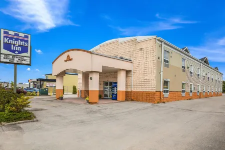 Knights Inn Orillia Отели в г. Ориллия