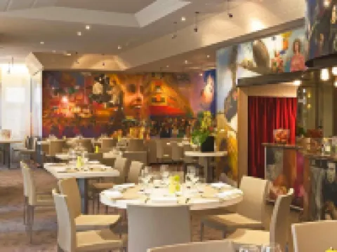 巴黎布倫美居酒店