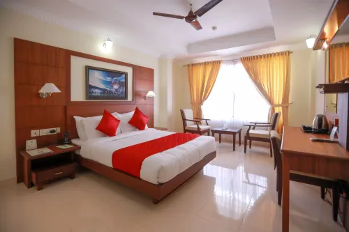 Hotel Peninsula Thrissur - 3-Star