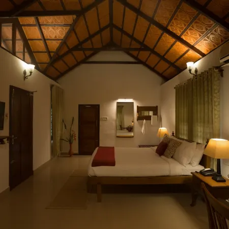Palmgrove Lake Resort