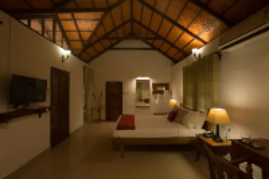 Palmgrove Lake Resort