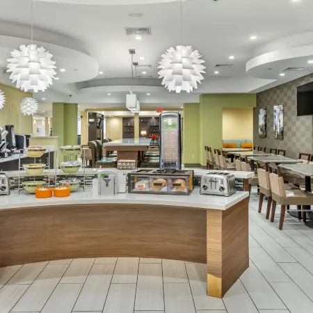 Best Western Plus New Englander