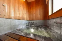 Wooribow Ryokan - 2-Star