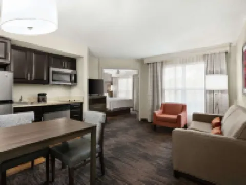 達拉斯艾迪遜希爾頓欣庭套房酒店 艾迪生酒店