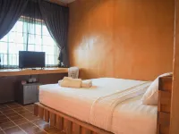 Pimulano Hotel Hotels in Tha Rae